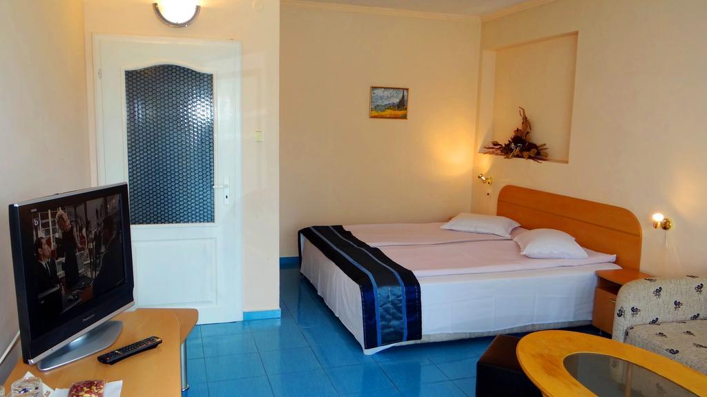 Markita Hotel เวลินกราด ห้อง รูปภาพ