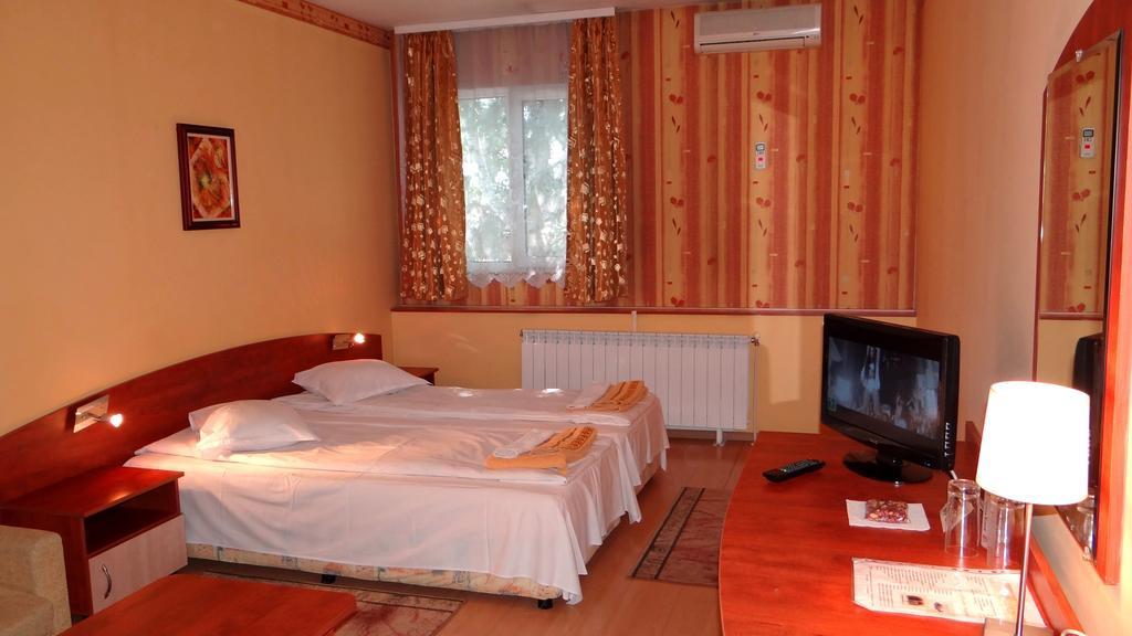 Markita Hotel เวลินกราด ห้อง รูปภาพ